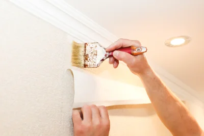 Pose de papier peint à Auppegard — revêtements muraux et toiles de verre